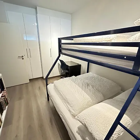 Modern 2 Bedroom In Kopavogur Apartment *