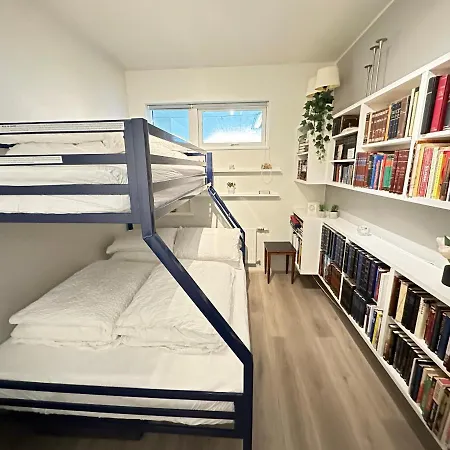 Modern 2 Bedroom In Kopavogur Apartment